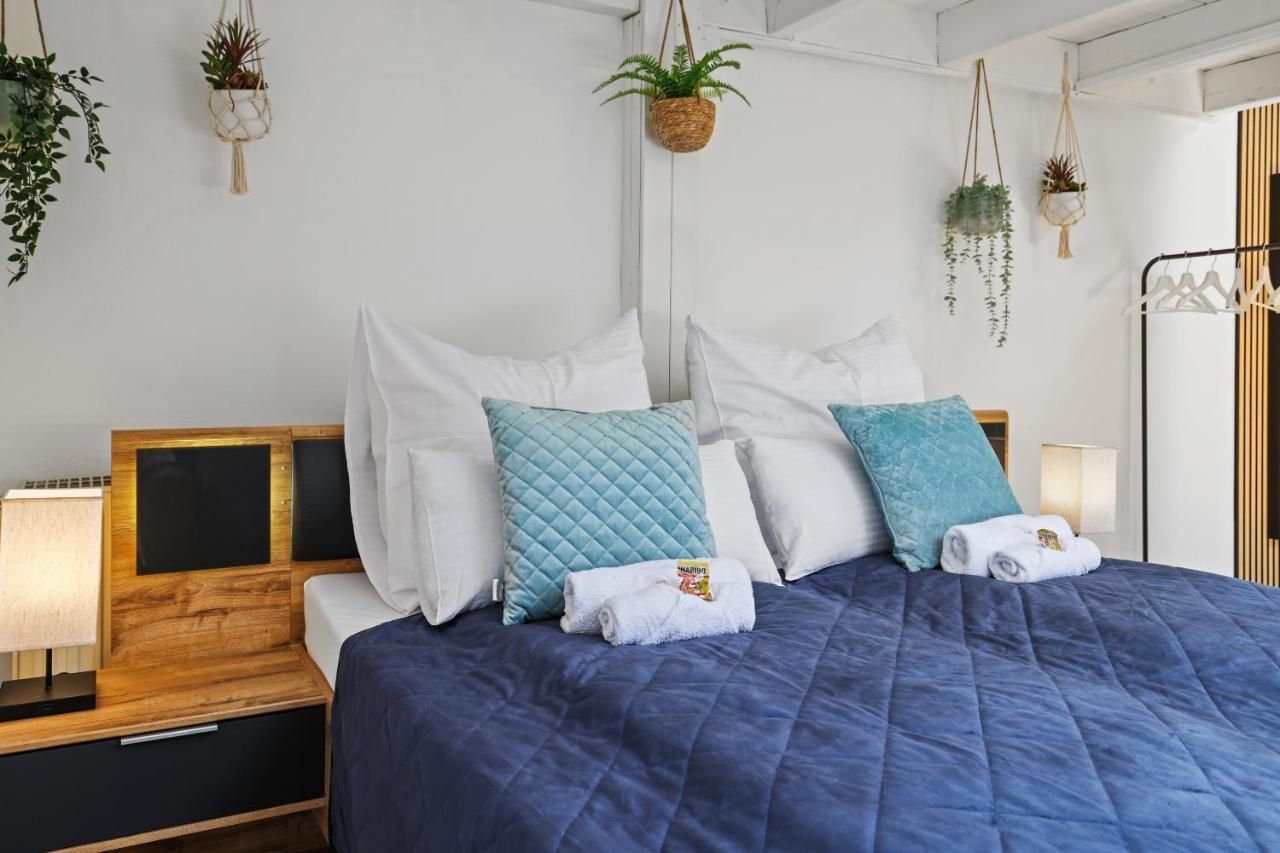 Apart21 - Blue - Maisonette - Netflix - Parking - Near Audi อินโกลชตัดต์ ภายนอก รูปภาพ